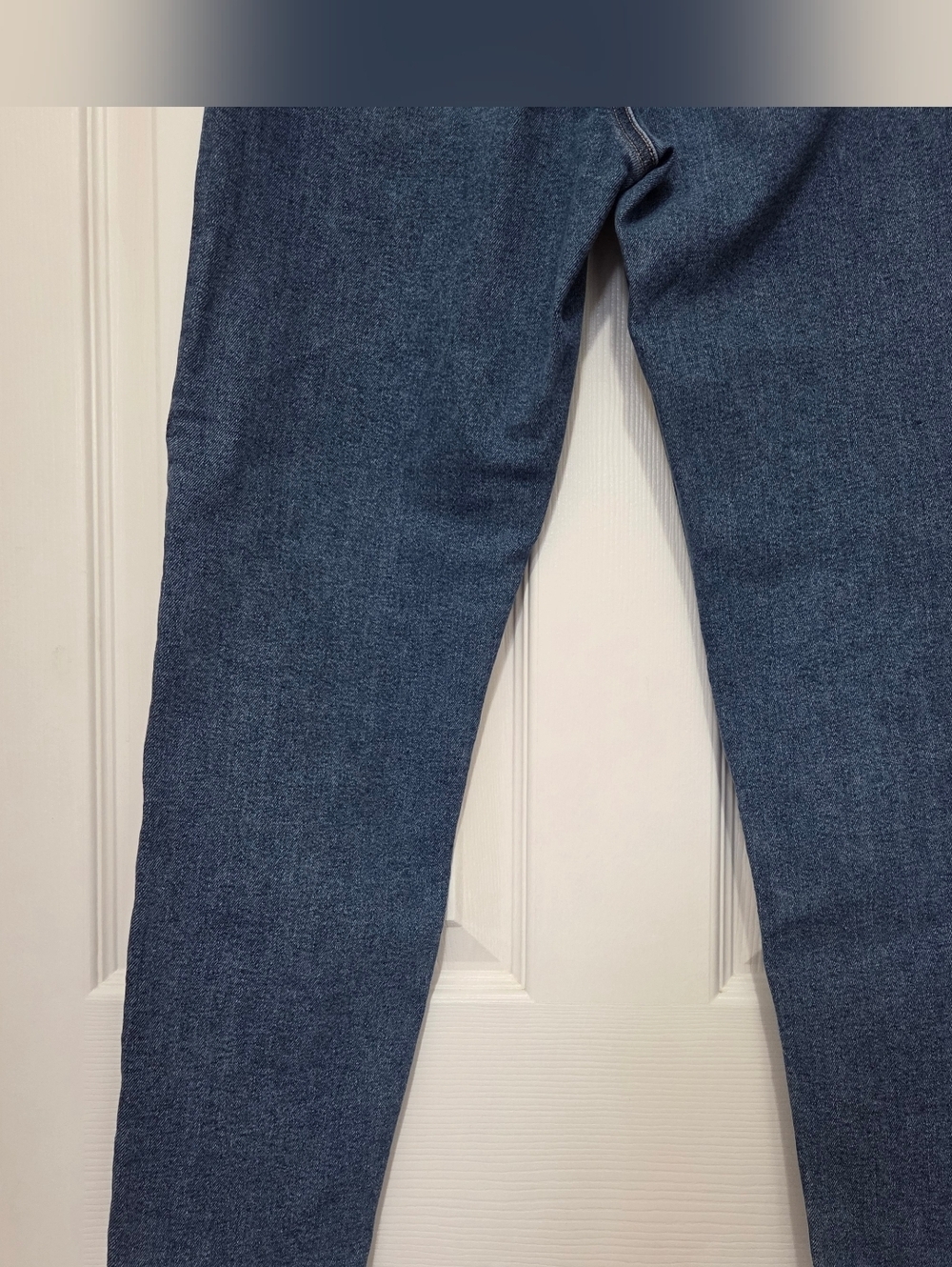 American Eagle Mom Jeans Stretch Slim Leg High Rise Medium Wash sz 0 Short - Picture 5 of 10